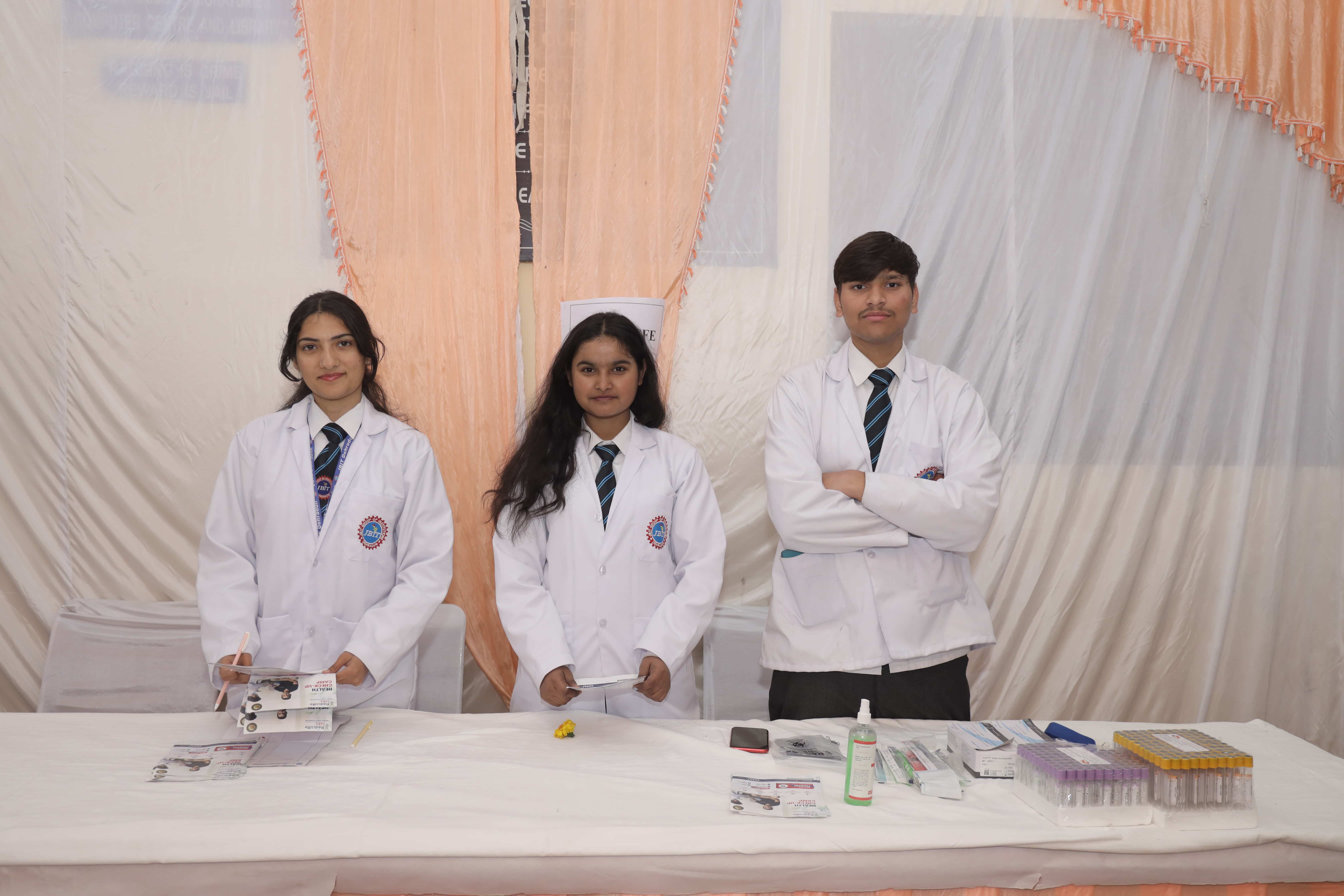 Hospital & Retail Pharmacy