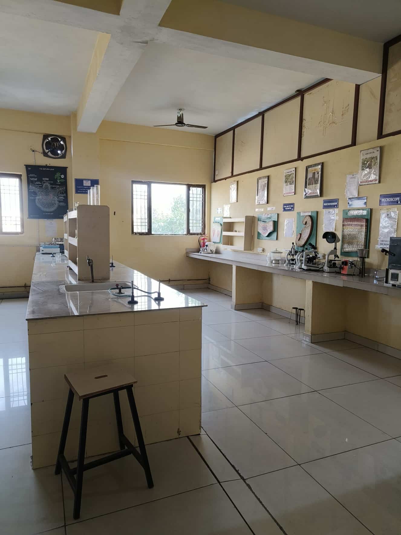 Advanced Laboratories
