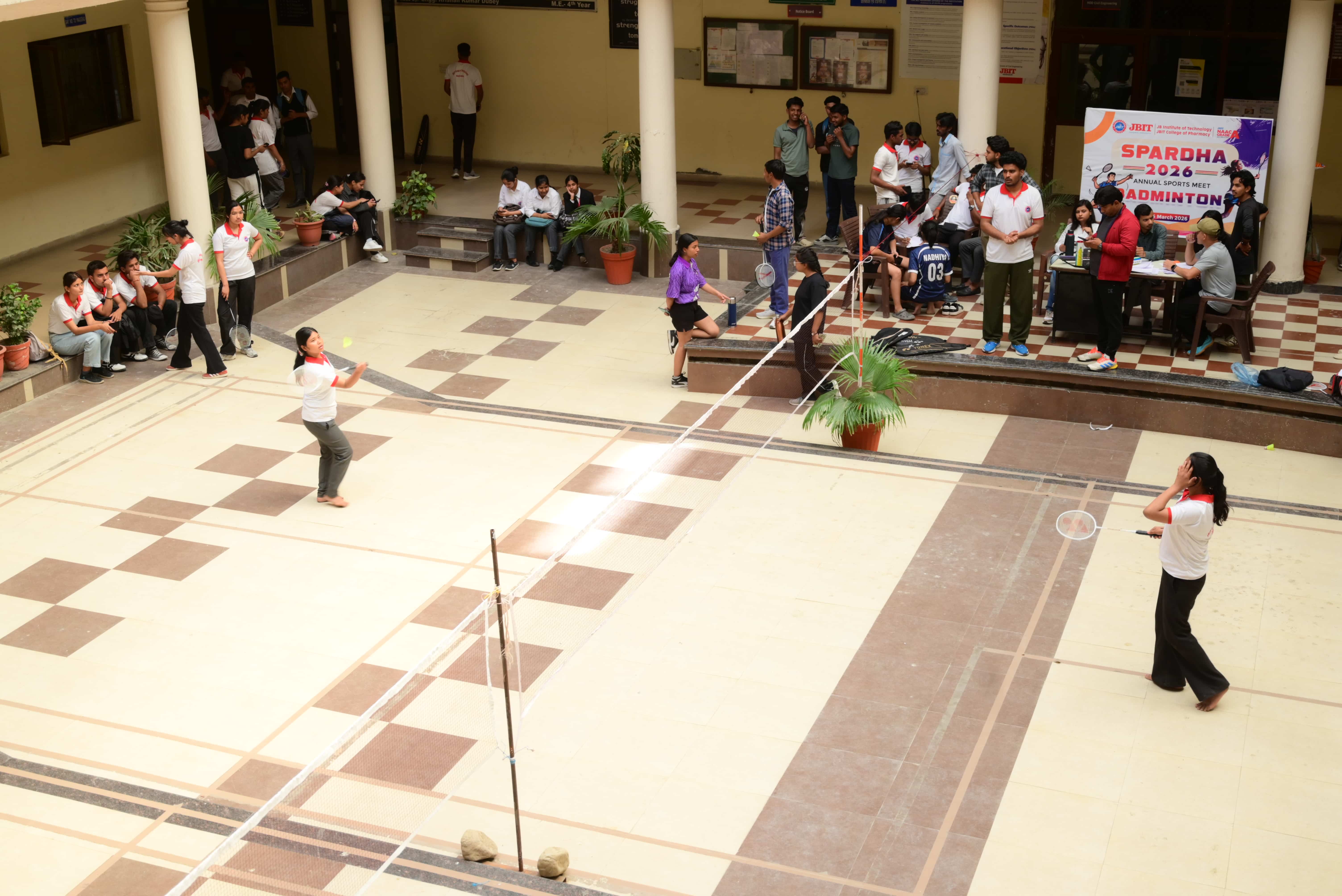 Badminton