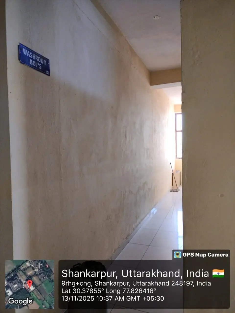 Boys' washroom